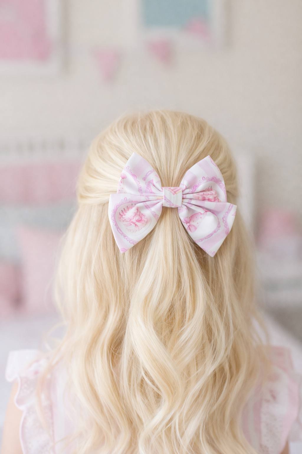 Birthday girl hairbow