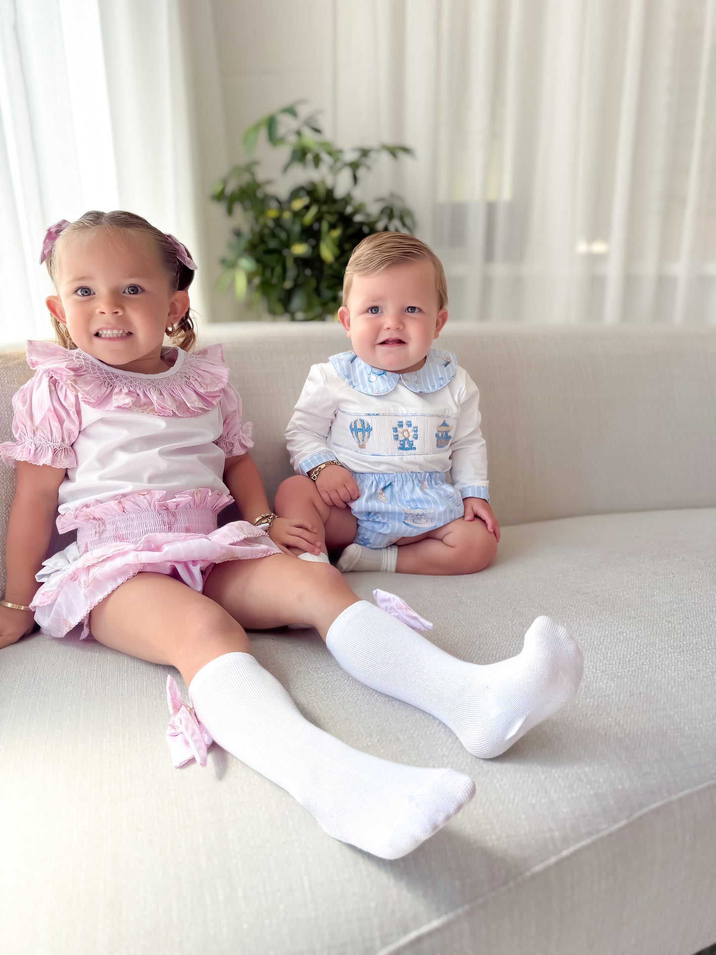 Girls carnival bloomers set