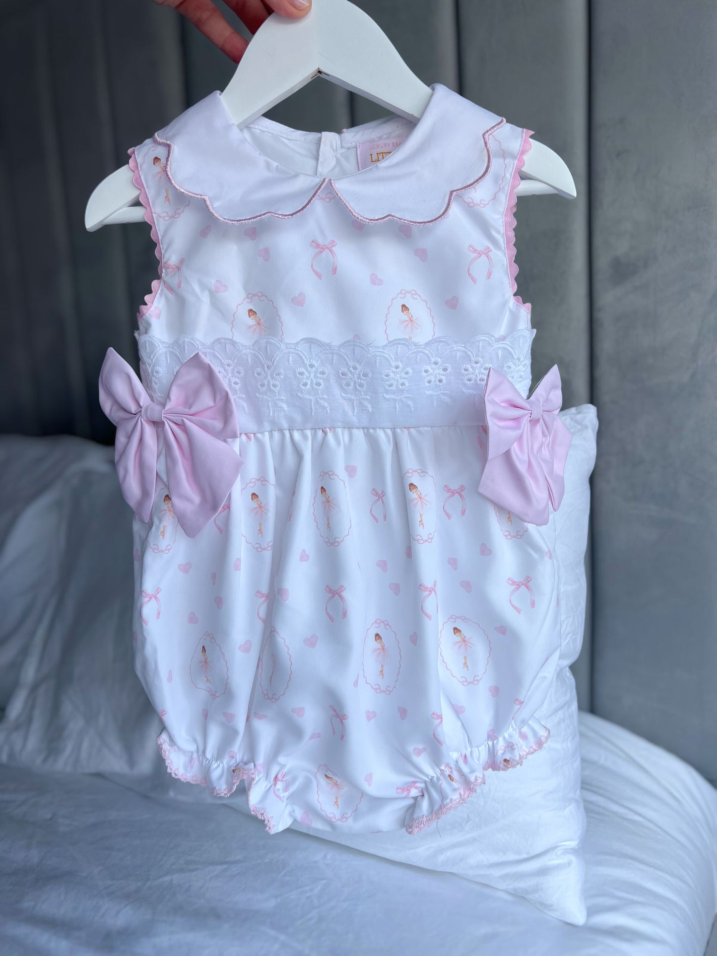 Ballerina sleeveless romper