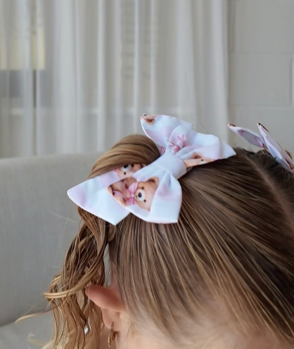 Pink teddy stripe hairbow